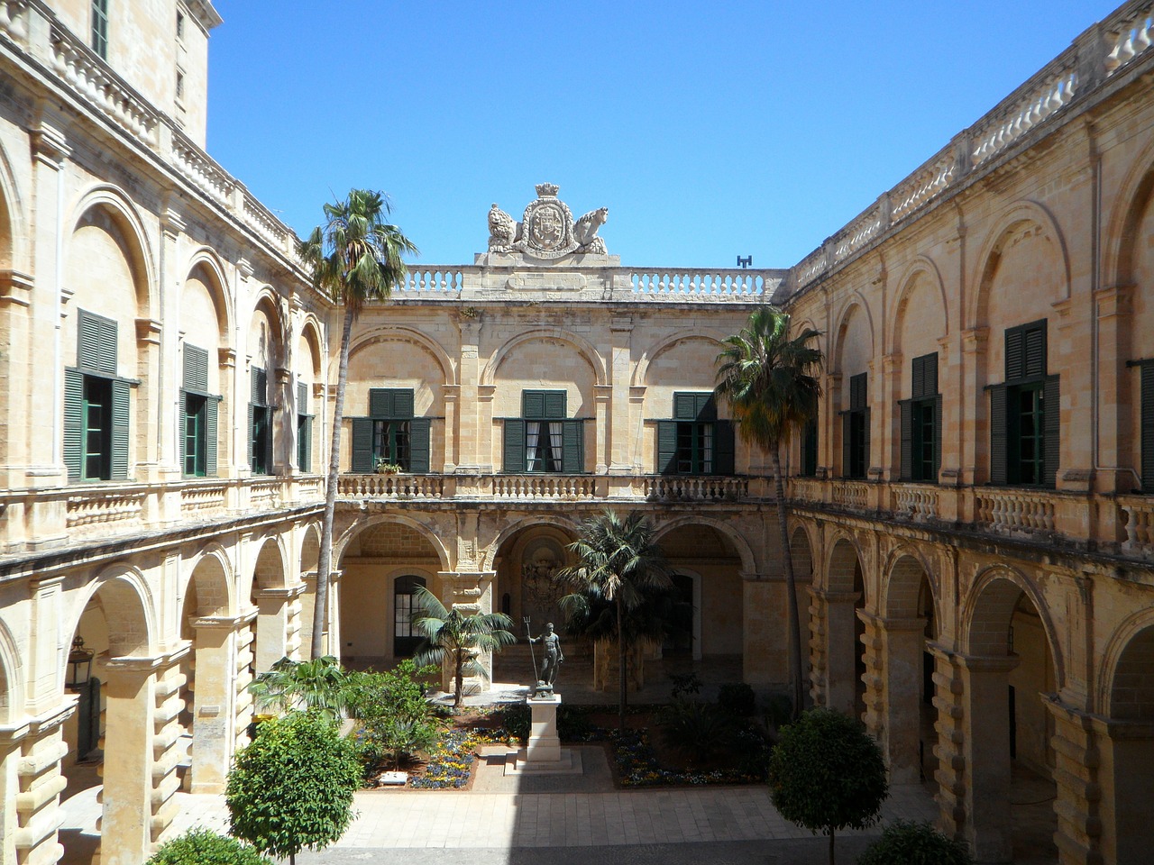Discover these stunning Valletta buildings by the Knights